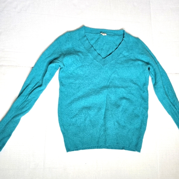 J. Crew Wool Blend Sweater - Picture 1 of 3